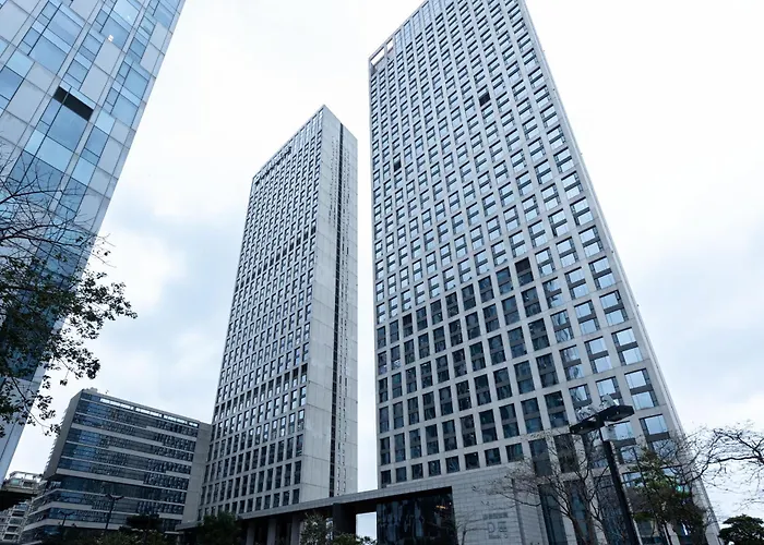 Guangzhou Xing Yi International Apartment - Poly World Branch